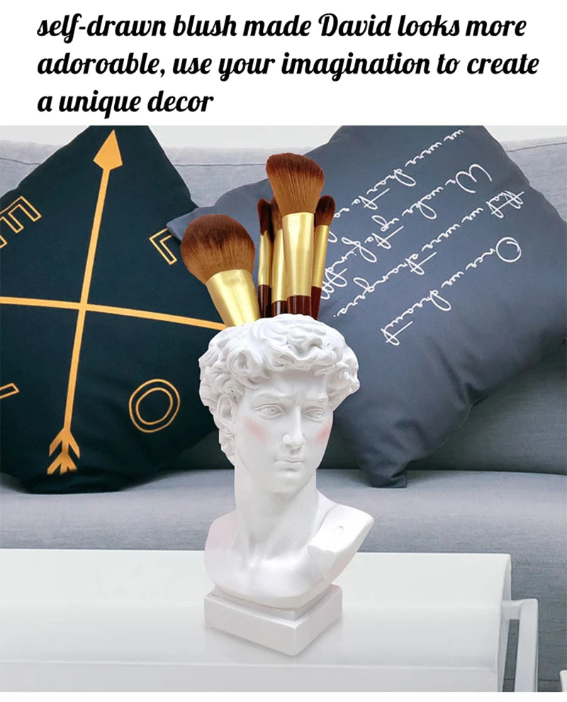 David Sculpture – Decorative Vase